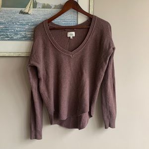 Wilfred Silk- Cashmere V-Neck Sweater